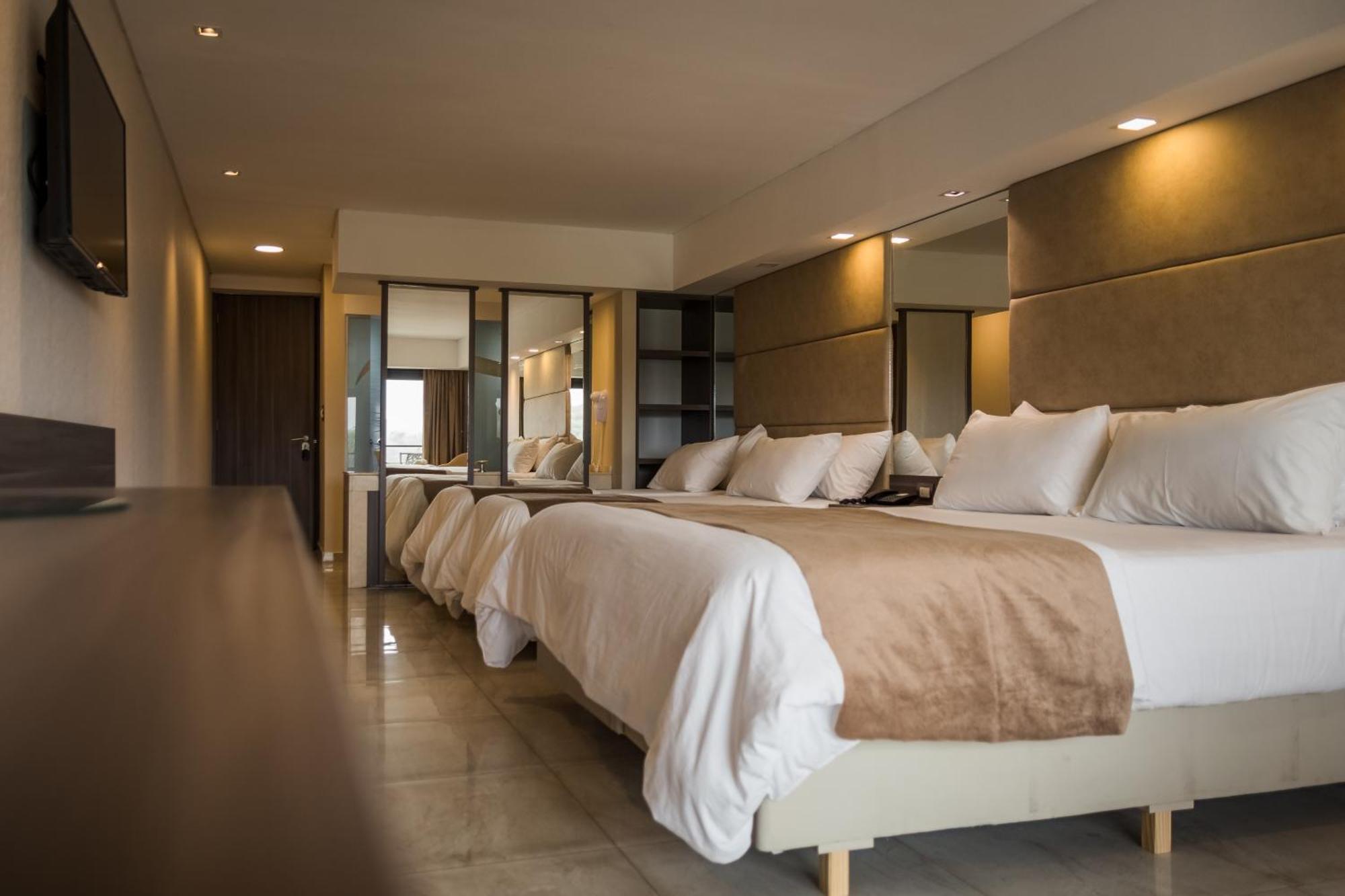 Eleton Resort & Spa Villa Carlos Paz Exteriör bild
